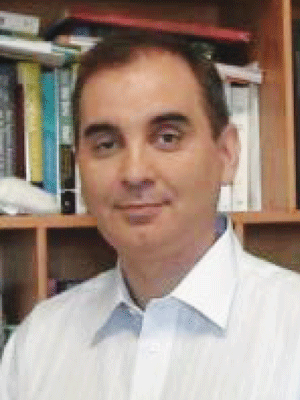 Bogdan-Balan-psychologue-FR-Head-shot-02-300×400